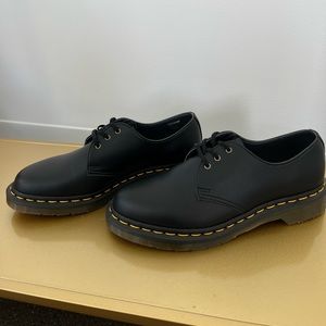 NEW Dr. Martin Vegan Leather Oxford Loafers